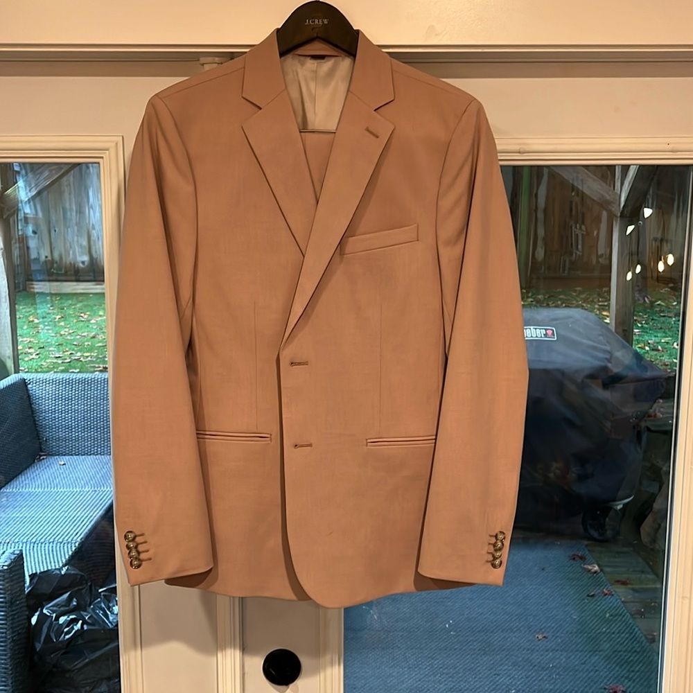 RW&Co - 40R Suit
